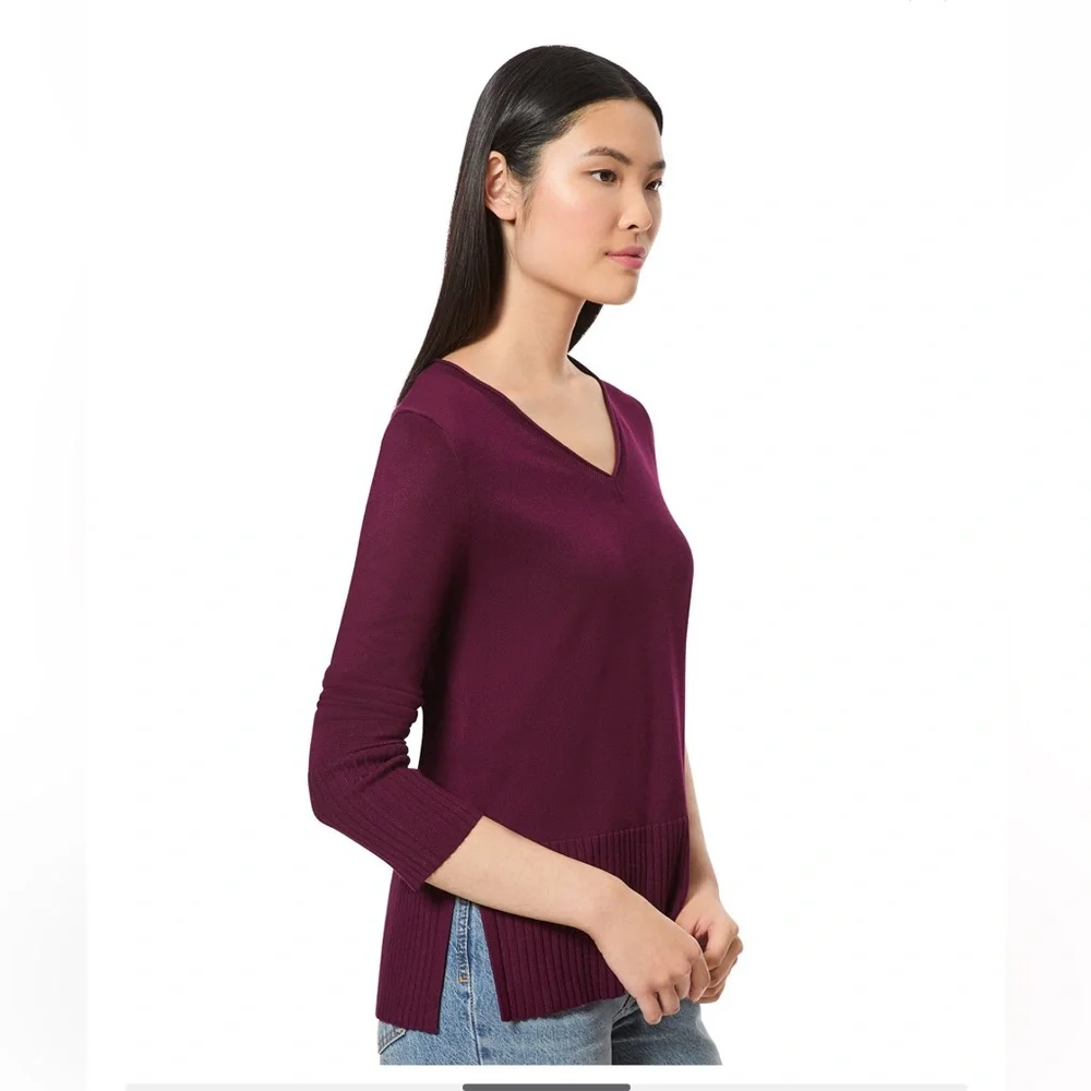 NWT - Melissa Paige Women's V-Neck Wide-Hem Wide-Cuff Sweater - Picture 2 of 4